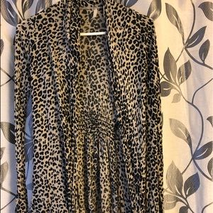 Light weight leopard print cardigan